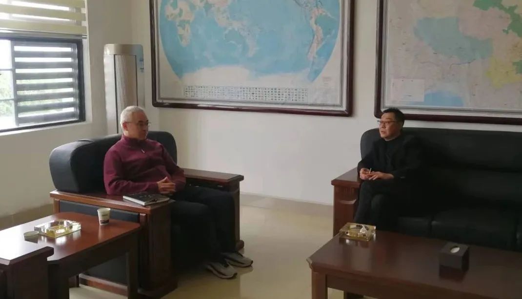  襄阳市委巡察办主任安雪尽莅临九游会·AG·「中国」官方网站重工调研，面对面为企业解难题 